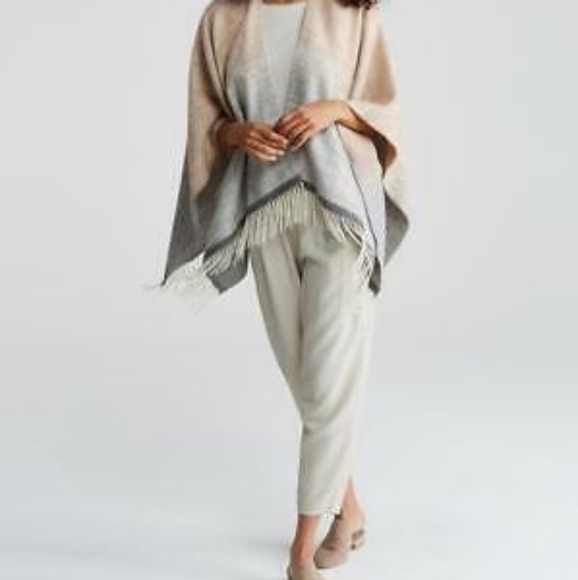 Eileen Fisher Accessories - ⚜❤⚜Eileen Fisher 100% Alpaca Poncho